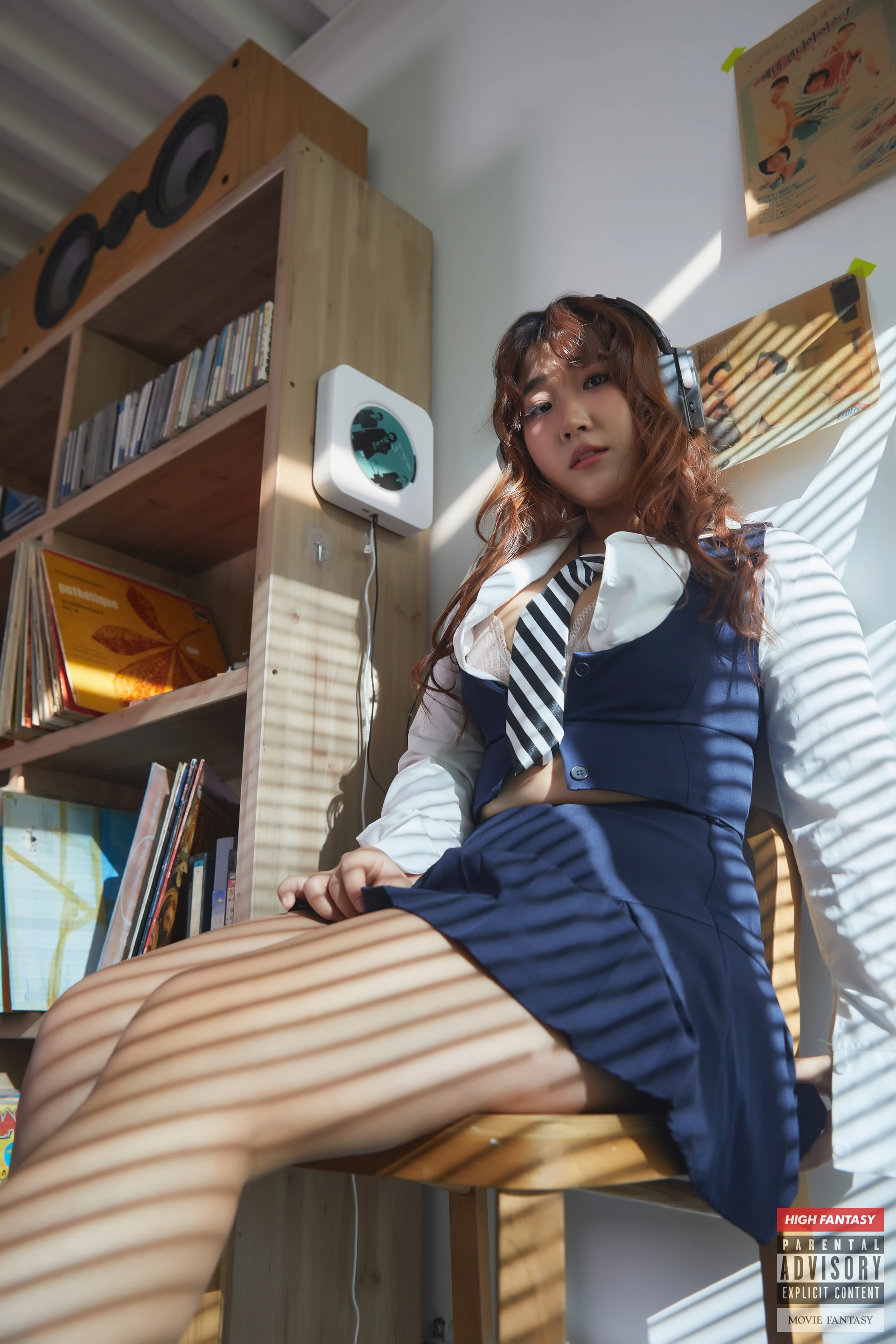 037.HIGH FANTASY - GguBbu Vol.15 - In the Booth 0